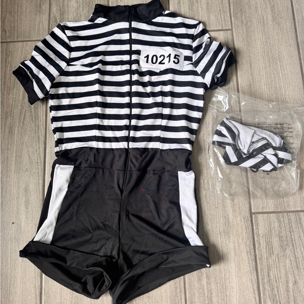 Guilty Inmate Costume Set - Picture 2 of 3